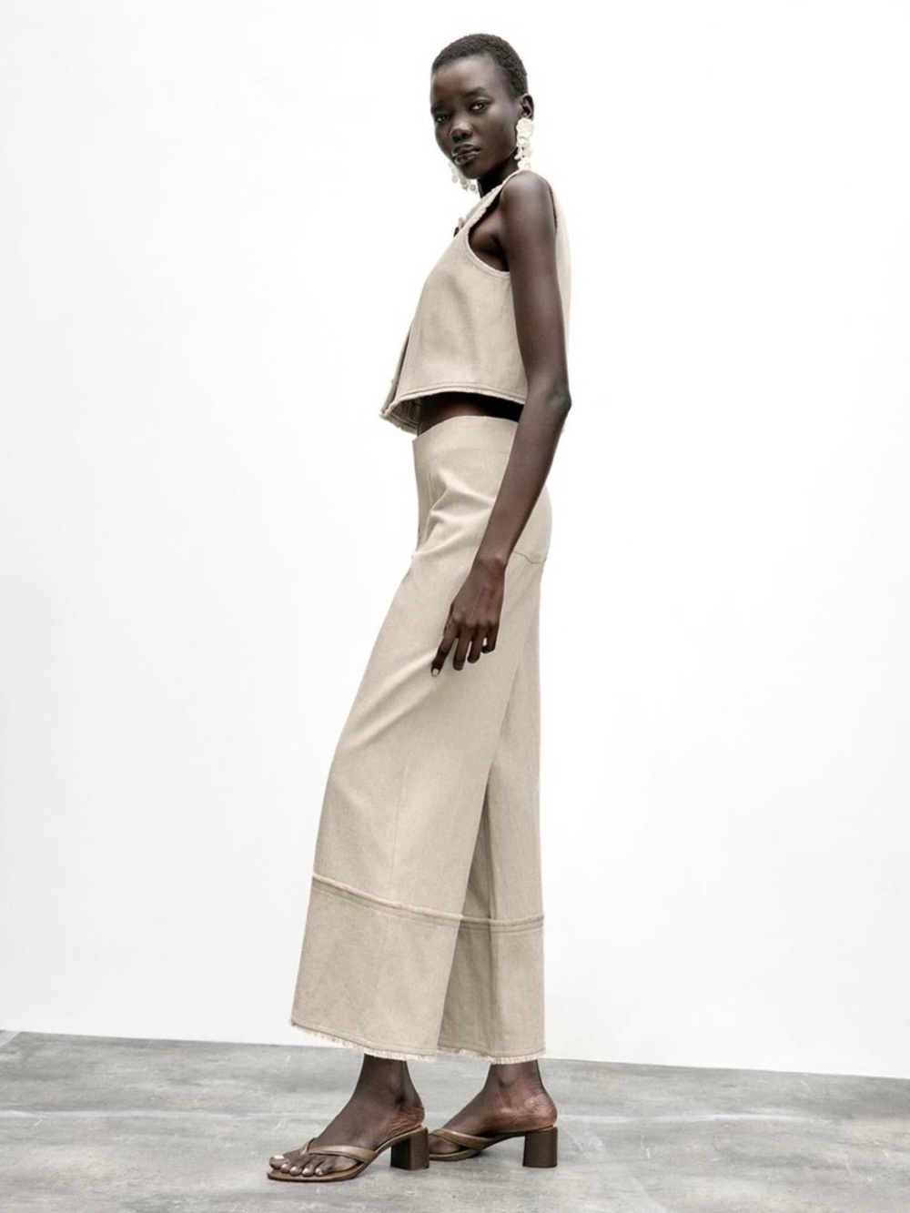 Zara Rustic Frayed High Waist Wide Leg Cropped Denim Capri Culotte Trousers (L) - Picture 2 of 13